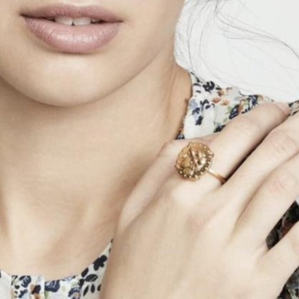 Tory Burch Gold Coin Medallion Ring | Statement Chic | Size 7 - Picture 2 of 12